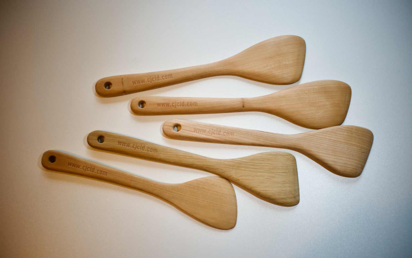 Set of five cooking spatulæ, made from single blocks of solid Sakura or Oak woods, for either right or left handed usage